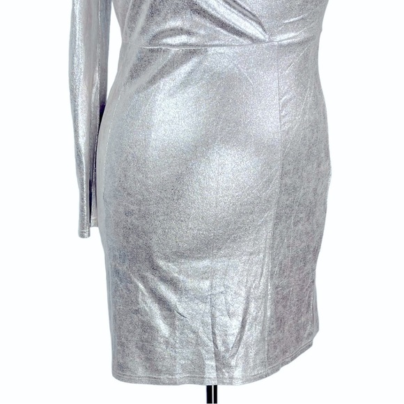 FASHION NOVA DIAMOND SKY METALLIC SILVER ONE SHOULDER HOLIDAY MINI DRESS - Picture 7 of 12